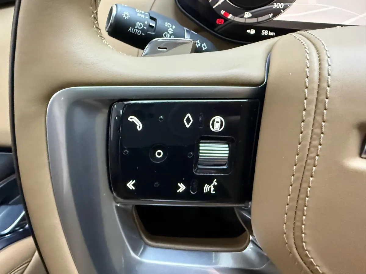2025 Land Rover Range Rover 3.0T 400HP L6 8AT,autocango,china used car exporter,china ev exporter,chinese used car exporter,chinese used ev exporter