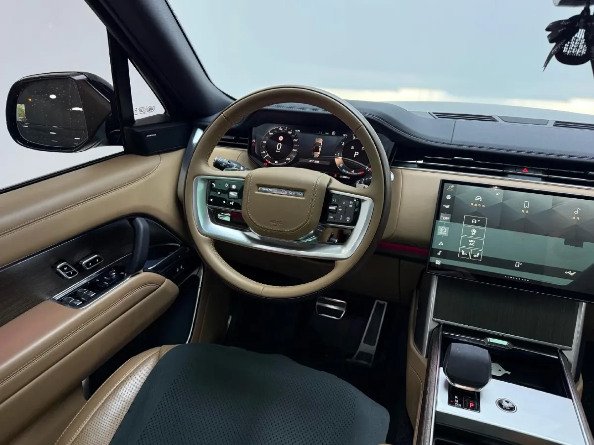 2025 Land Rover Range Rover 3.0T 400HP L6 8AT,autocango,china used car exporter,china ev exporter,chinese used car exporter,chinese used ev exporter