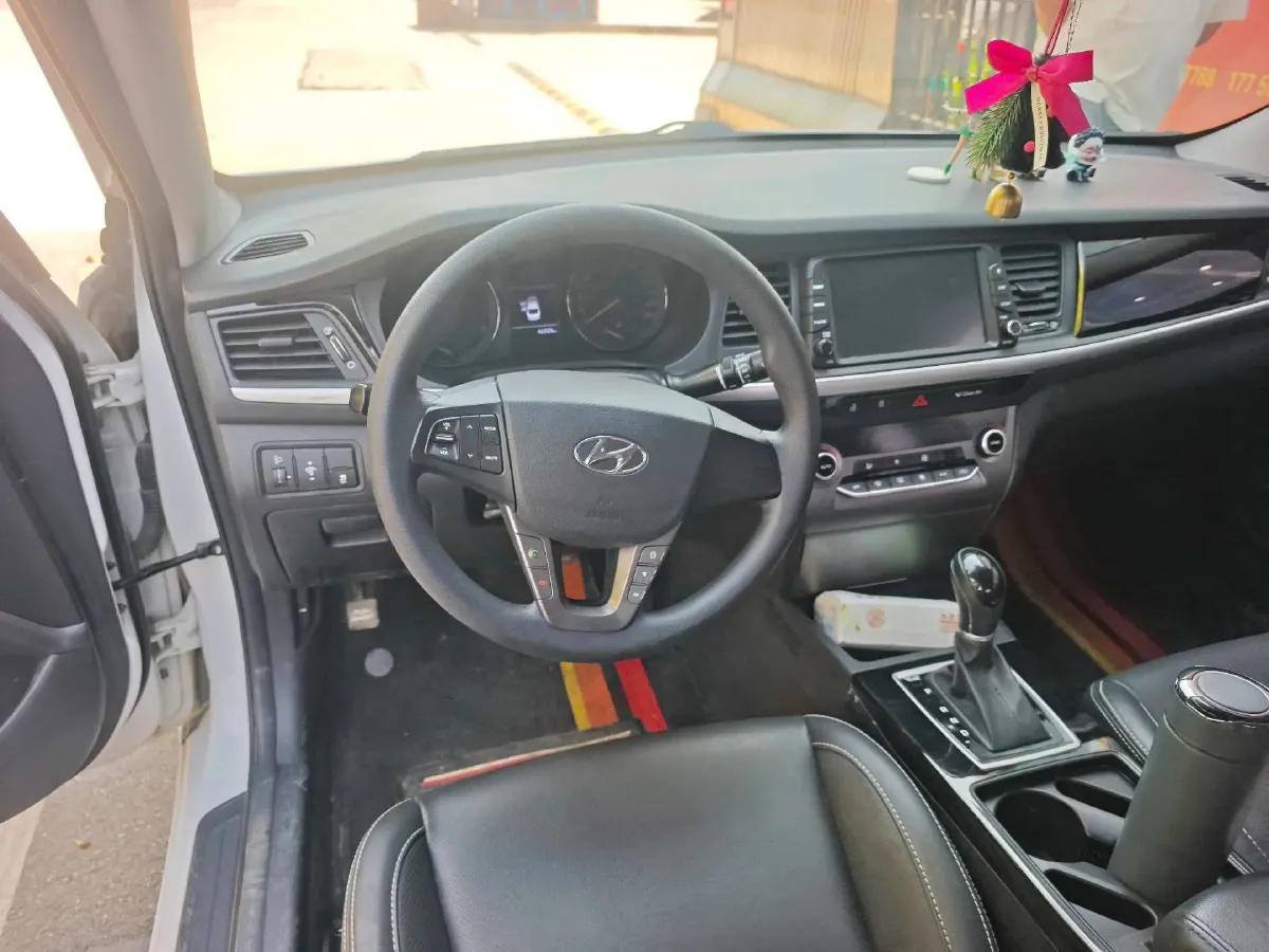 2017 Hyundai Mistra 1.6T 175HP L4 7DCT,autocango,china used car exporter,china ev exporter,chinese used car exporter,chinese used ev exporter