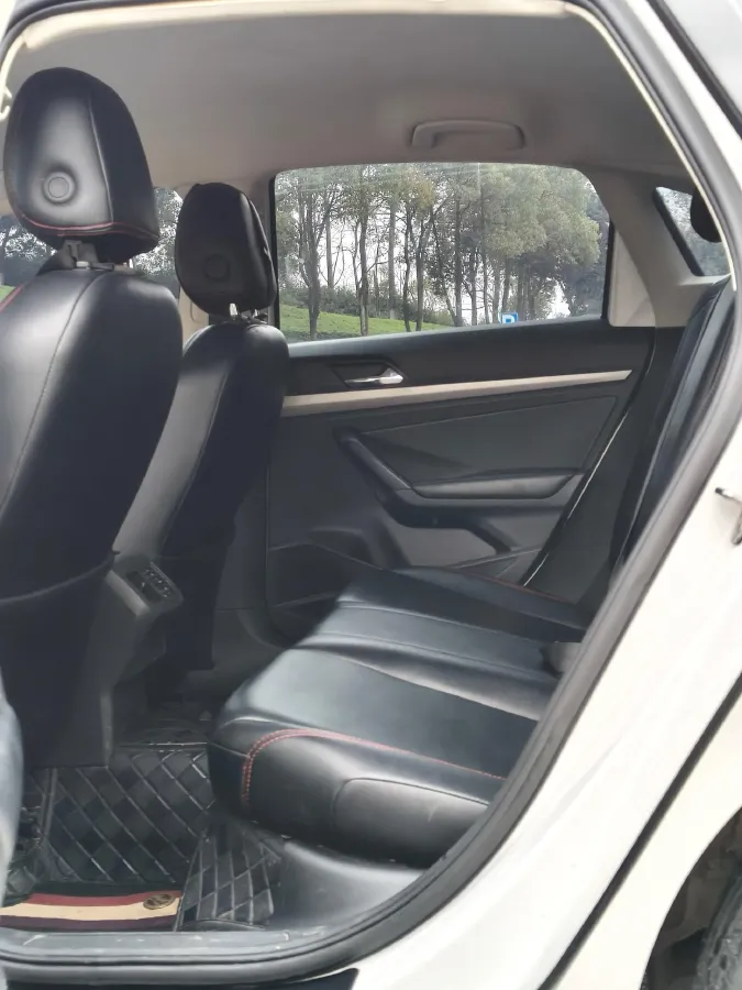 2022 BeiJing Auto X7 1.5T 188HP L4 7DCT,autocango,china used car exporter,china ev exporter,chinese used car exporter,chinese used ev exporter