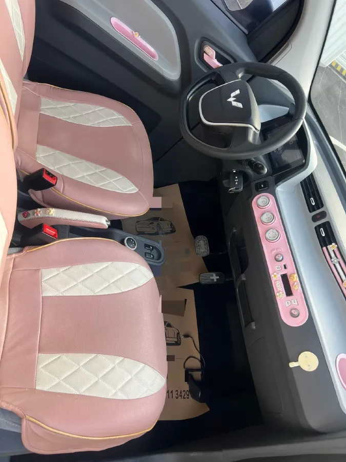 2021 WuLing HongGuang MINI EV BEV 13.9KWH,autocango,china used car exporter,china ev exporter,chinese used car exporter,chinese used ev exporter