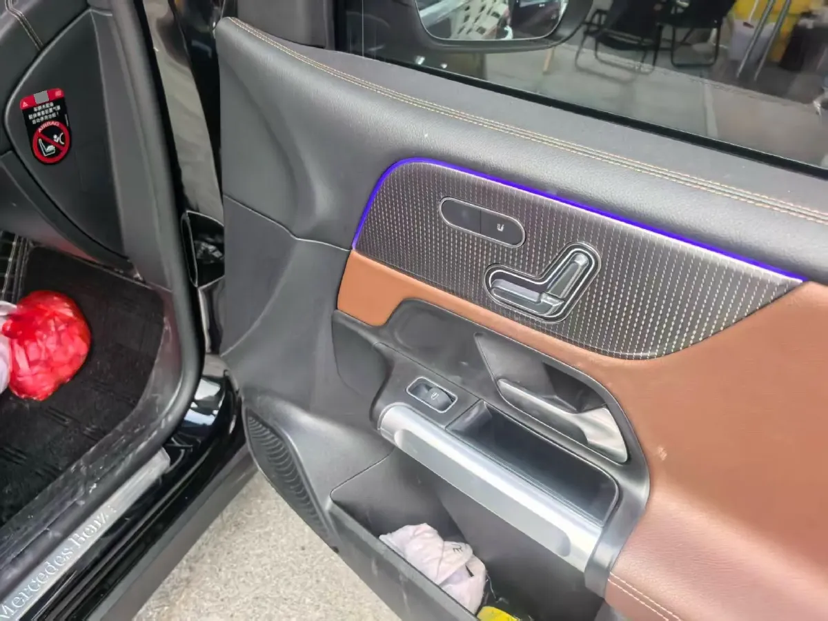 2023 Mercedes-Benz GLB Class 2.0T 190HP L4 8DCT,autocango,china used car exporter,china ev exporter,chinese used car exporter,chinese used ev exporter