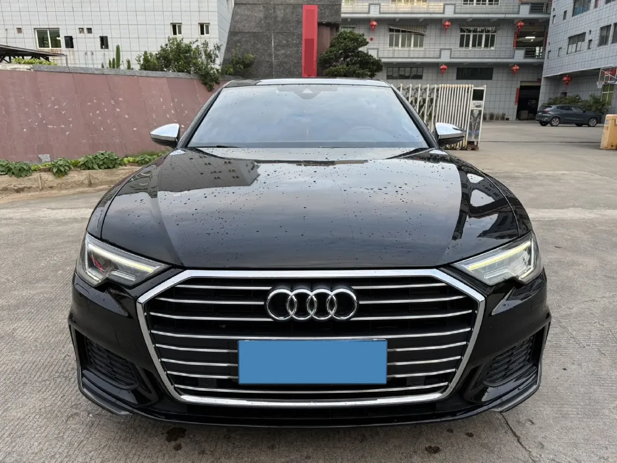 2022 Audi A6L 2.0T 190HP L4 7DCT,autocango,china used car exporter,china ev exporter,chinese used car exporter,chinese used ev exporter