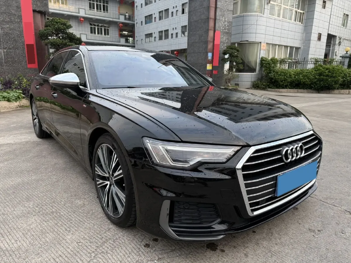 2022 Audi A6L 2.0T 190HP L4 7DCT,autocango,china used car exporter,china ev exporter,chinese used car exporter,chinese used ev exporter