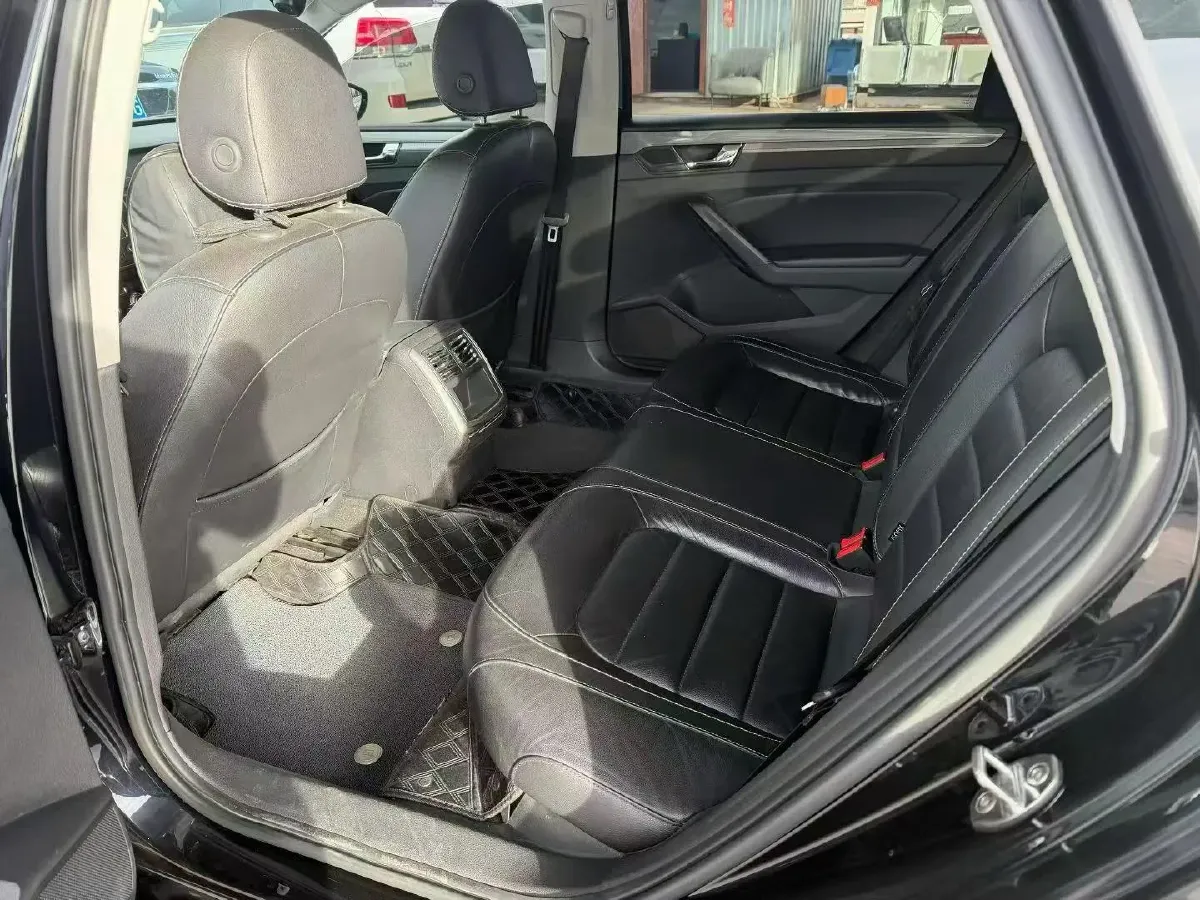 2017 Volkswagen Passat 1.4T 150HP L4 7DCT,autocango,china used car exporter,china ev exporter,chinese used car exporter,chinese used ev exporter