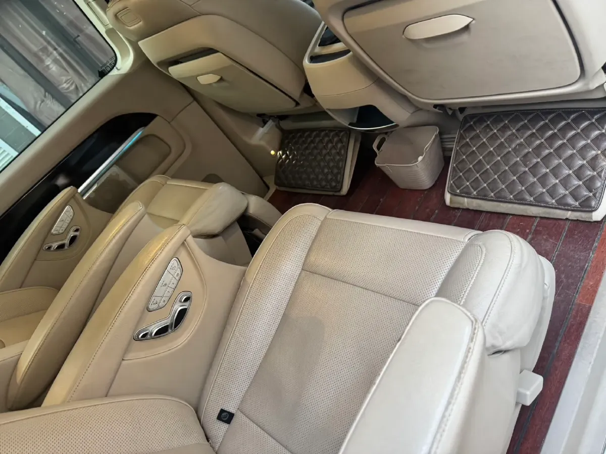2018 Mercedes-Benz V Class 2.0T 211HP L4 7AT,autocango,china used car exporter,china ev exporter,chinese used car exporter,chinese used ev exporter