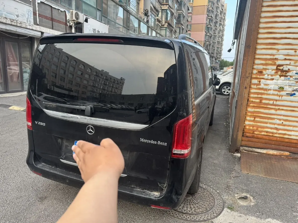 2018 Mercedes-Benz V Class 2.0T 211HP L4 7AT,autocango,china used car exporter,china ev exporter,chinese used car exporter,chinese used ev exporter