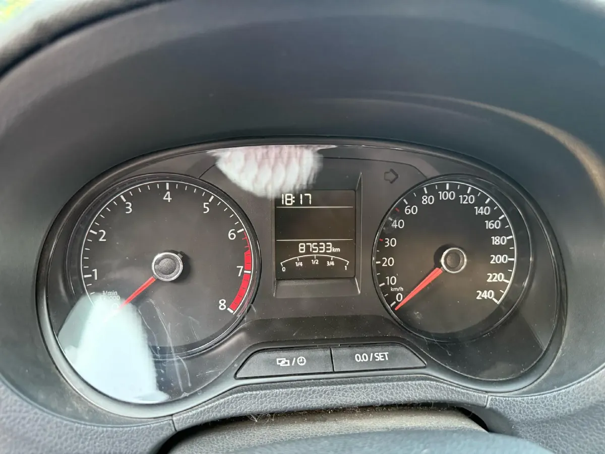 2016 Volkswagen Polo 1.4L 90HP L4 6AT,autocango,china used car exporter,china ev exporter,chinese used car exporter,chinese used ev exporter