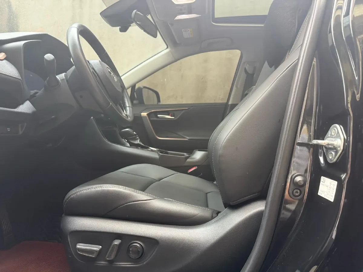 2024 Toyota Wildlander 2.0L 171HP L4 CVT,autocango,china used car exporter,china ev exporter,chinese used car exporter,chinese used ev exporter