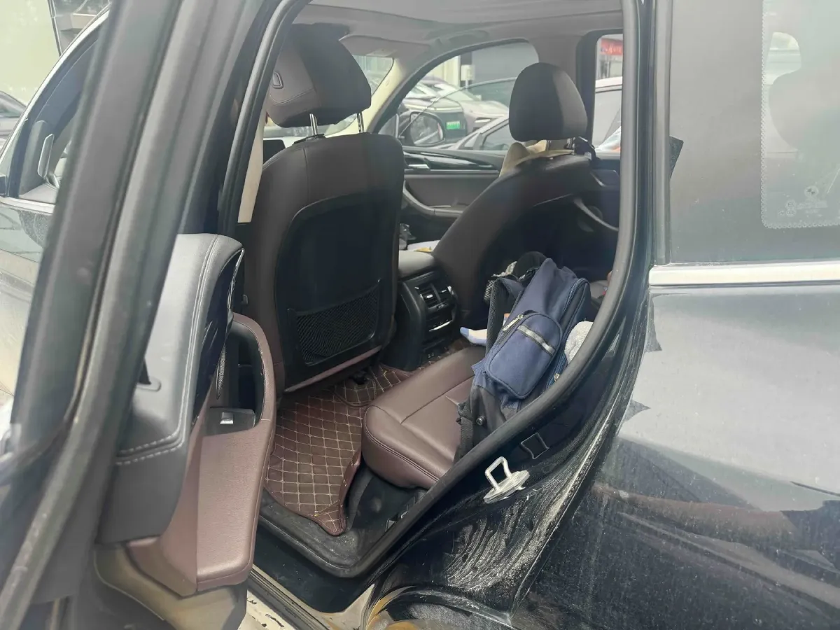 2020 BMW X3 2.0T 184HP L4 8AT,autocango,china used car exporter,china ev exporter,chinese used car exporter,chinese used ev exporter