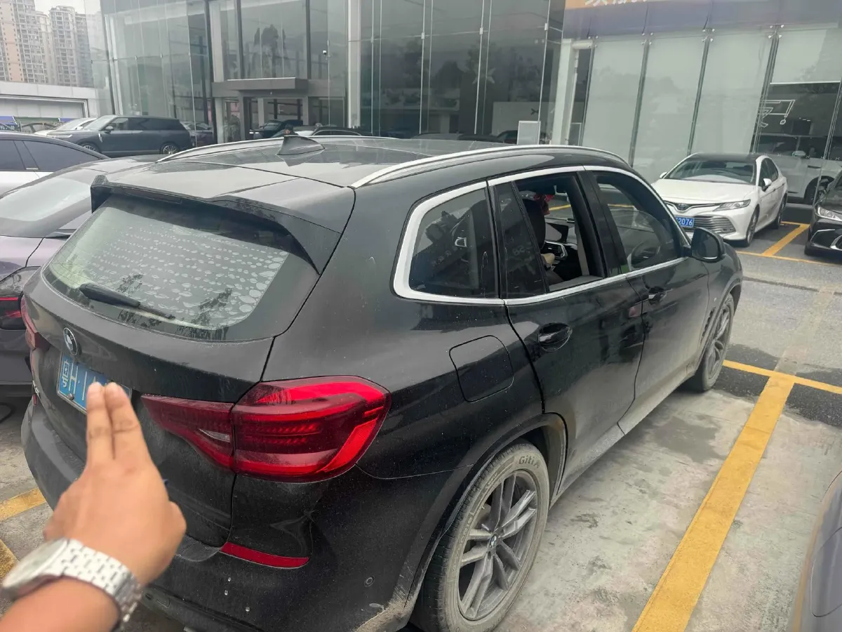 2020 BMW X3 2.0T 184HP L4 8AT,autocango,china used car exporter,china ev exporter,chinese used car exporter,chinese used ev exporter