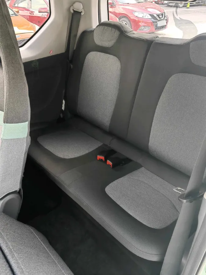 2021 WuLing HongGuang MINI EV BEV 13.9KWH,autocango,china used car exporter,china ev exporter,chinese used car exporter,chinese used ev exporter