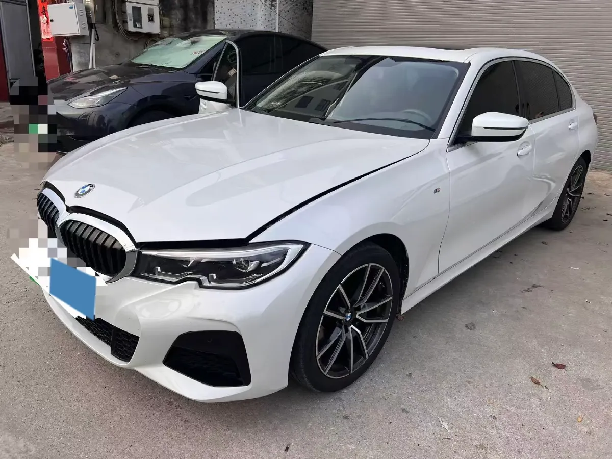 2022 BMW 3 Series 2.0T 156HP L4 8AT,autocango,china used car exporter,china ev exporter,chinese used car exporter,chinese used ev exporter