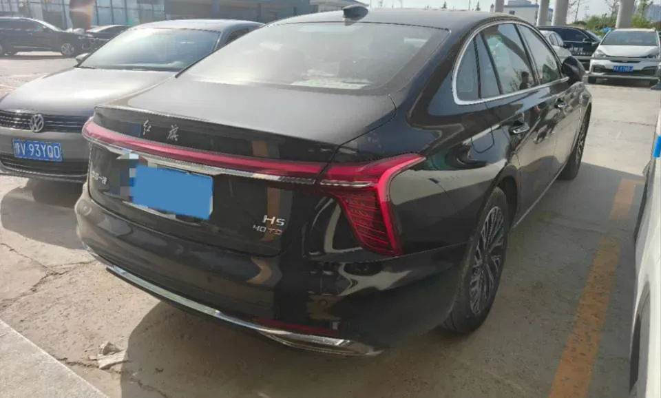 2023 HongQi H5 2.0T 224HP L4 8AT,autocango,china used car exporter,china ev exporter,chinese used car exporter,chinese used ev exporter