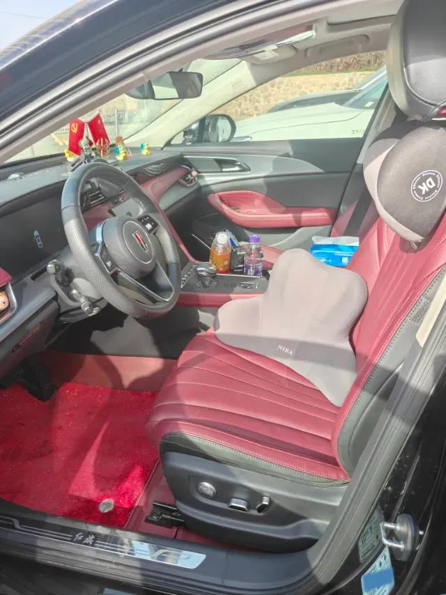 2023 HongQi H5 2.0T 224HP L4 8AT,autocango,china used car exporter,china ev exporter,chinese used car exporter,chinese used ev exporter