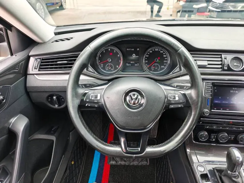 2017 Volkswagen Passat 1.8T 180HP L4 7DCT,autocango,china used car exporter,china ev exporter,chinese used car exporter,chinese used ev exporter