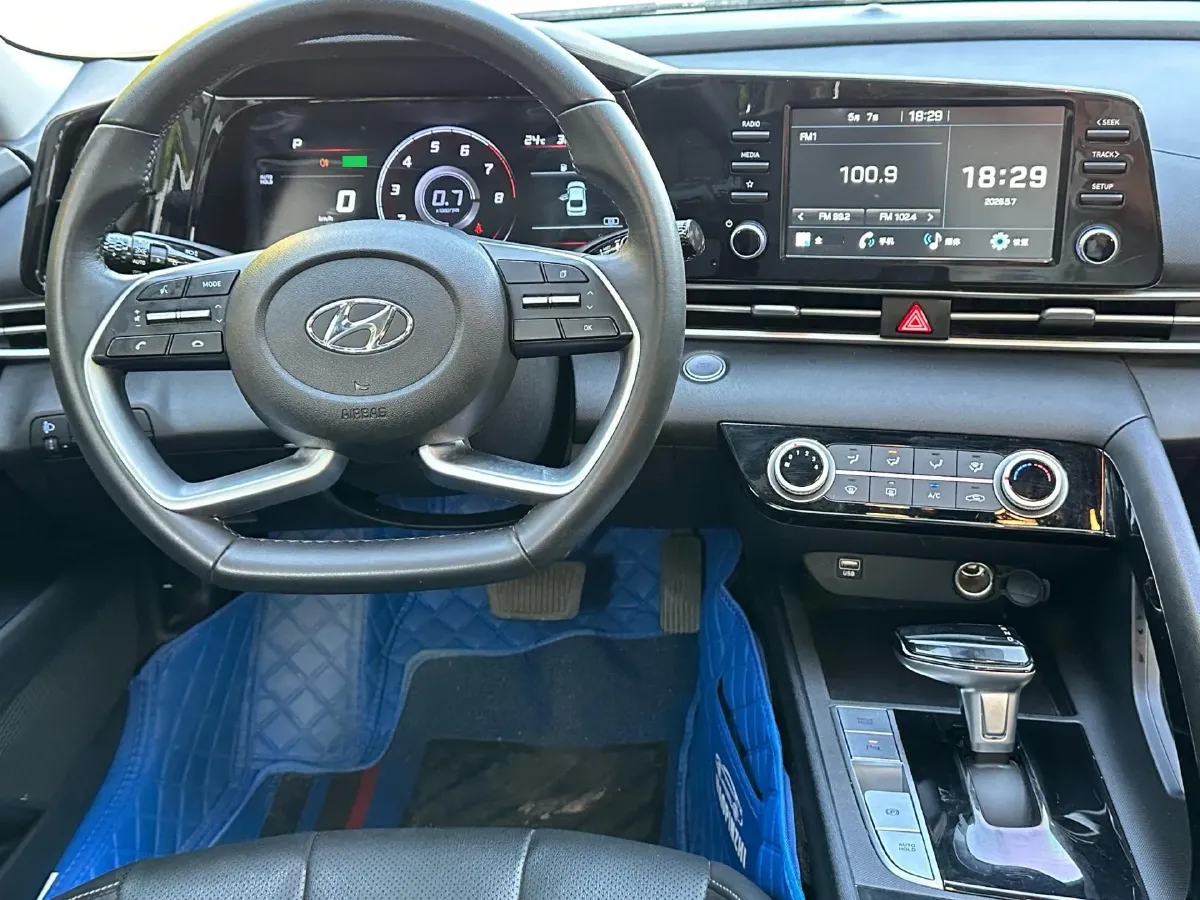 2022 Hyundai Elantra 1.5L 115HP L4 CVT,autocango,china used car exporter,china ev exporter,chinese used car exporter,chinese used ev exporter
