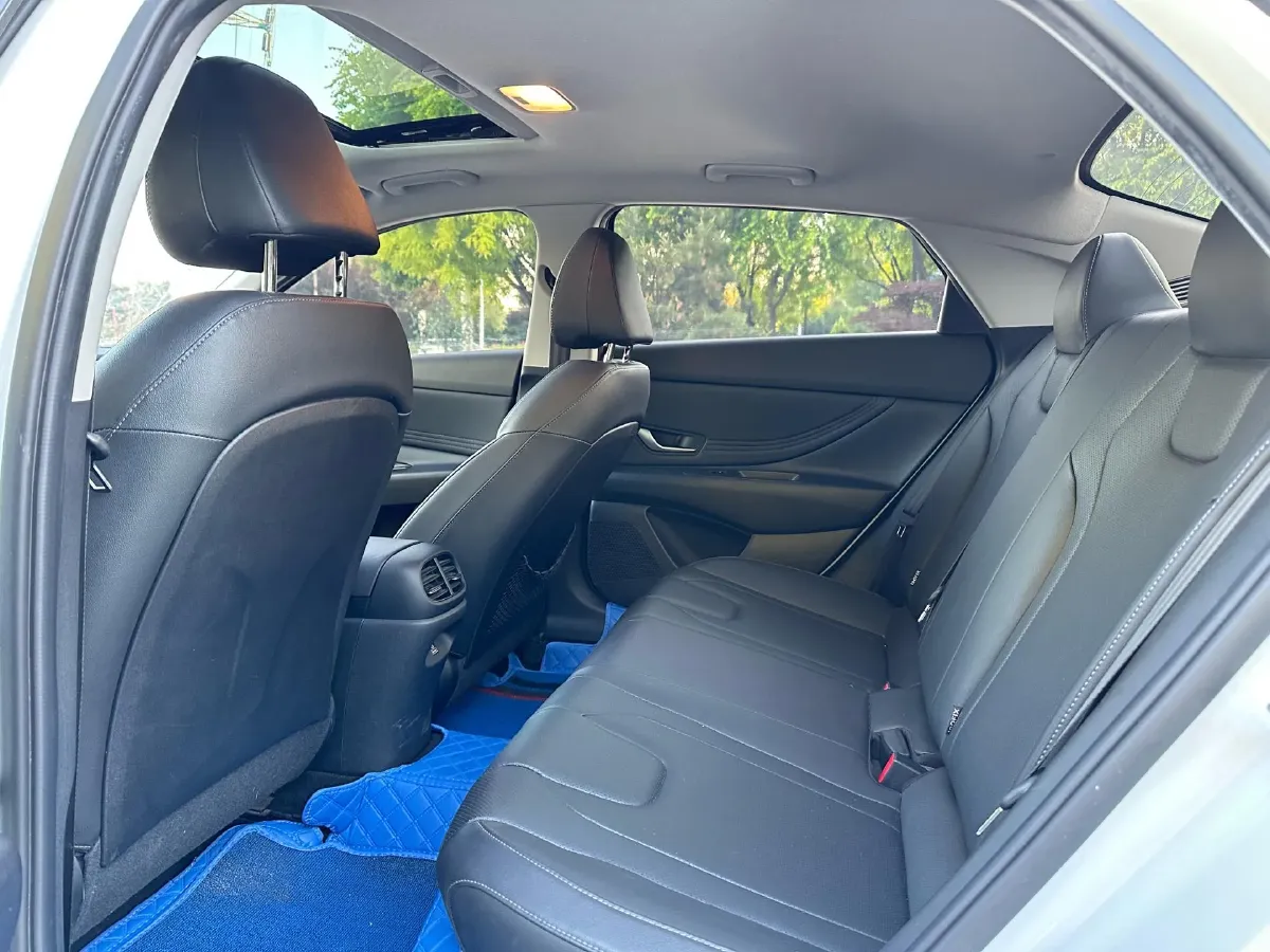 2022 Hyundai Elantra 1.5L 115HP L4 CVT,autocango,china used car exporter,china ev exporter,chinese used car exporter,chinese used ev exporter