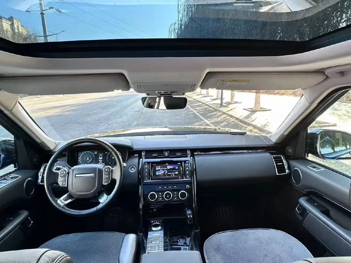 2017 Land Rover Discovery 3.0T 340HP V6 8AT,autocango,china used car exporter,china ev exporter,chinese used car exporter,chinese used ev exporter