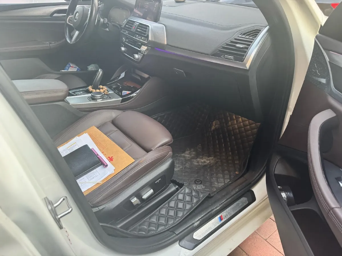 2020 BMW X4 2.0T 184HP L4 8AT,autocango,china used car exporter,china ev exporter,chinese used car exporter,chinese used ev exporter