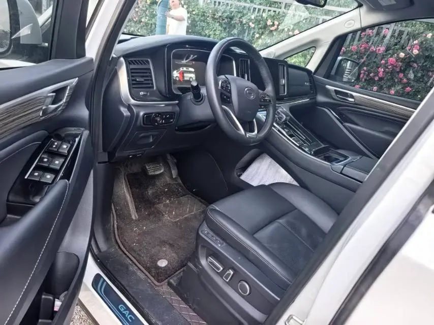 2021 GAC Trumpchi M8 2.0T 252HP L4 8AT,autocango,china used car exporter,china ev exporter,chinese used car exporter,chinese used ev exporter