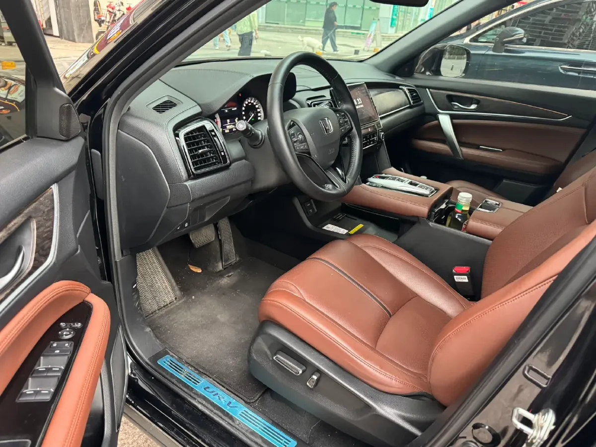 2020 Honda UR-V 2.0T 272HP L4 9AT,autocango,china used car exporter,china ev exporter,chinese used car exporter,chinese used ev exporter