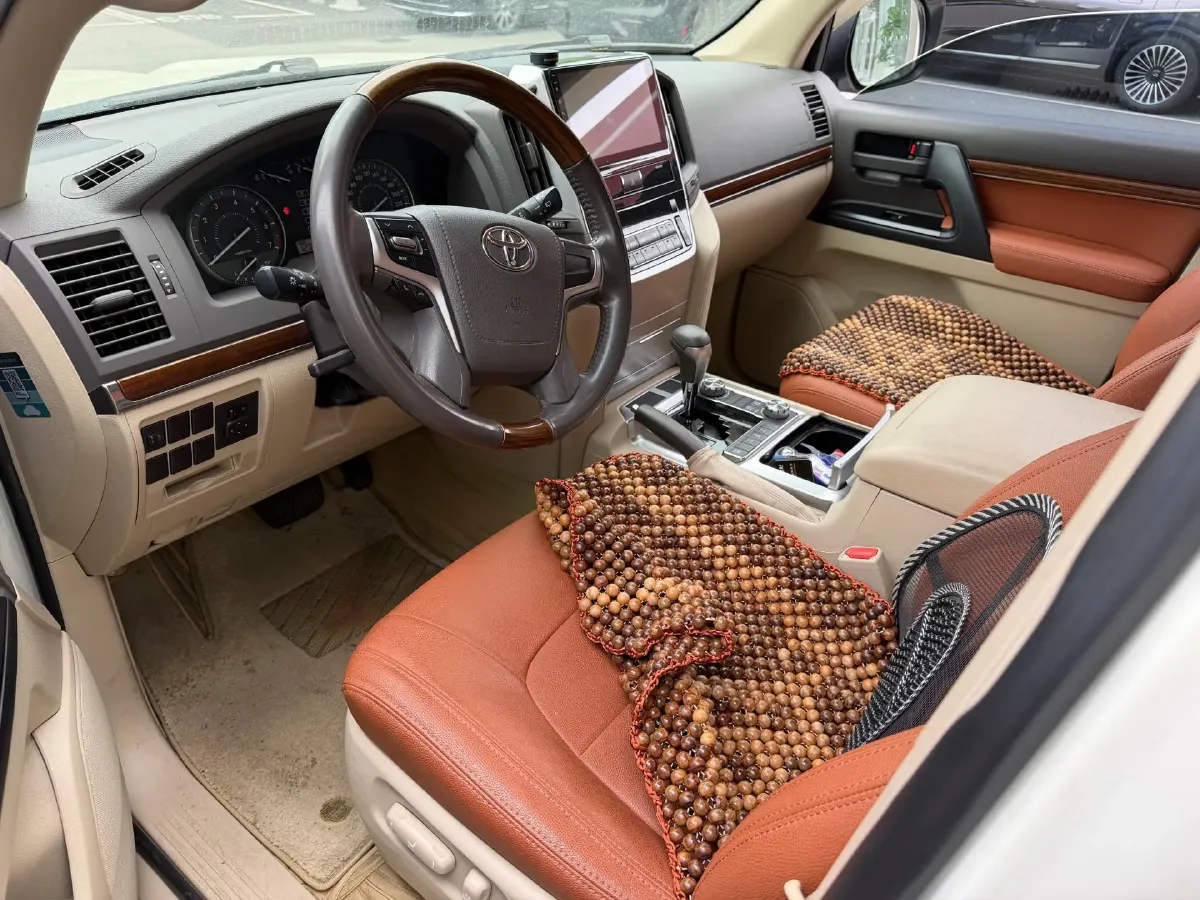2018 Land Rover Range Rover Evoque 2.0T 241HP L4 9AT,autocango,china used car exporter,china ev exporter,chinese used car exporter,chinese used ev exporter