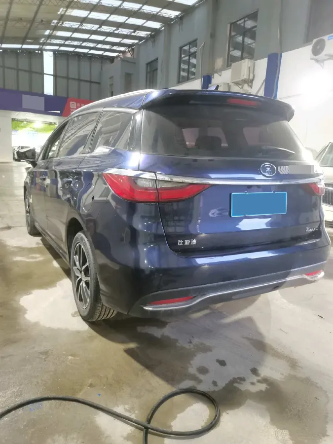 2017 BYD Song MAX 1.5T 154HP L4 6DCT,autocango,china used car exporter,china ev exporter,chinese used car exporter,chinese used ev exporter