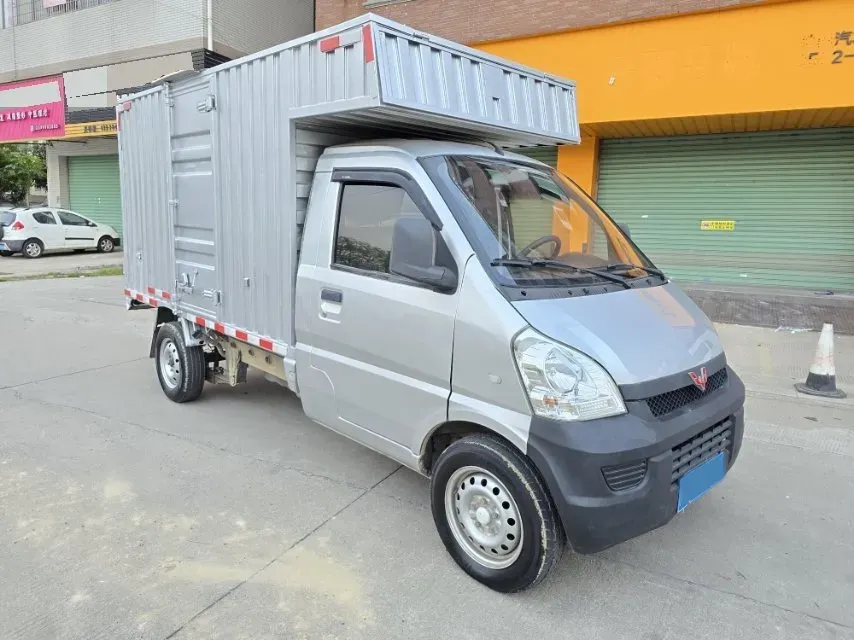 2015 WuLing RongGuang V 1.5L 112HP L4 5MT,autocango,china used car exporter,china ev exporter,chinese used car exporter,chinese used ev exporter