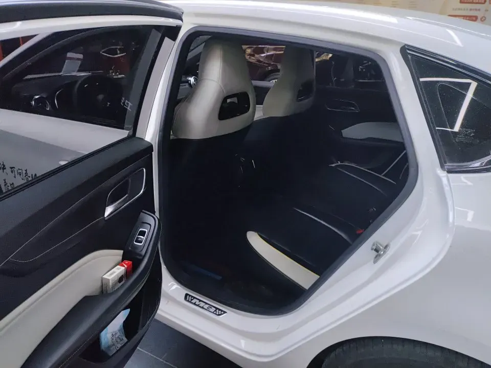 2020 MG MG6 1.5T 181HP L4 7DCT,autocango,china used car exporter,china ev exporter,chinese used car exporter,chinese used ev exporter