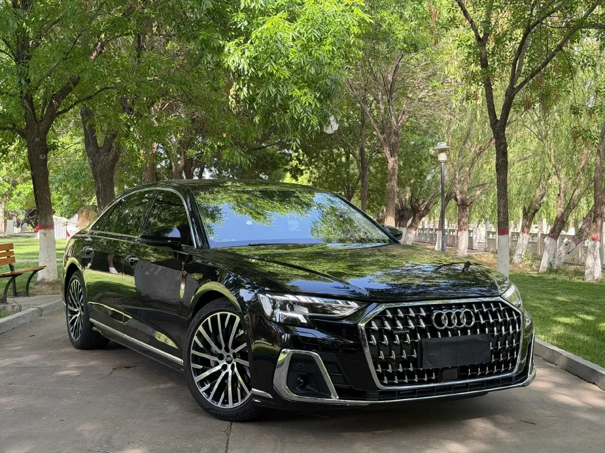 2024 Audi A8 3.0T 286HP V6 8AT,autocango,china used car exporter,china ev exporter,chinese used car exporter,chinese used ev exporter