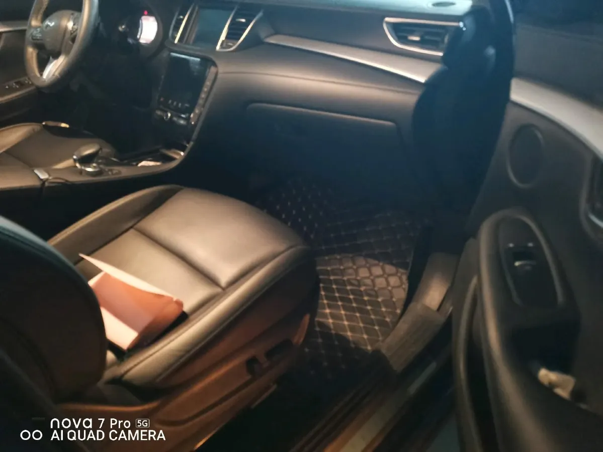 2020 Infiniti QX50 2.0T 272HP L4 CVT,autocango,china used car exporter,china ev exporter,chinese used car exporter,chinese used ev exporter