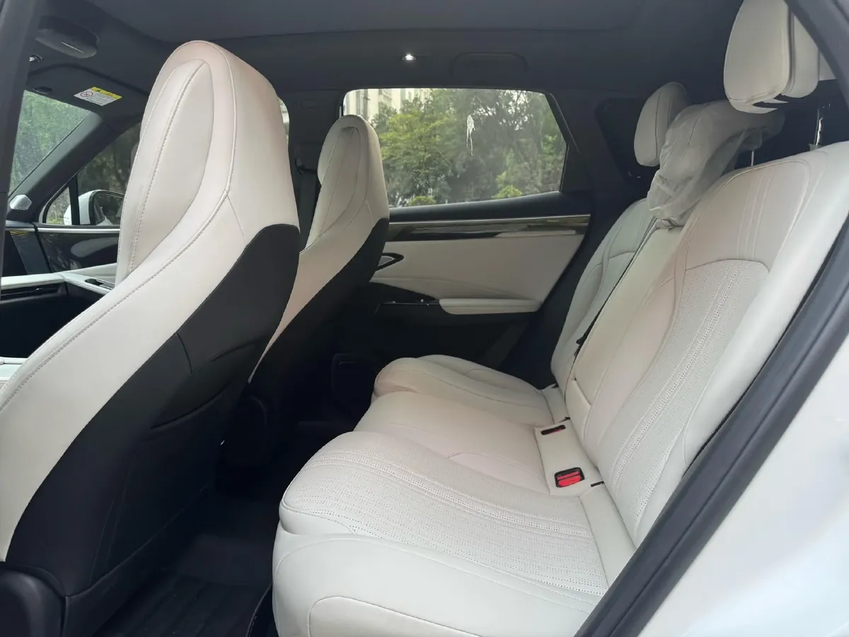 2023 Geely Galaxy L7 1.5T 163HP L4 3DHT PHEV 18.7KWH,autocango,china used car exporter,china ev exporter,chinese used car exporter,chinese used ev exporter