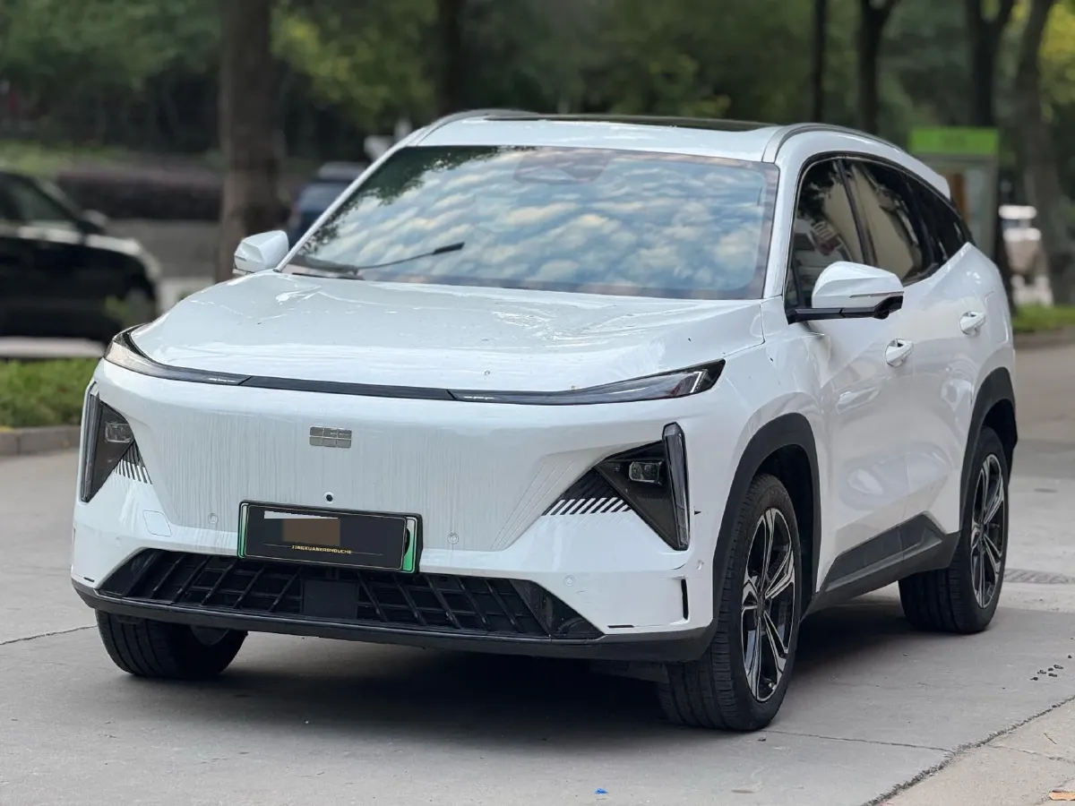 2023 Geely Galaxy L7 1.5T 163HP L4 3DHT PHEV 18.7KWH,autocango,china used car exporter,china ev exporter,chinese used car exporter,chinese used ev exporter