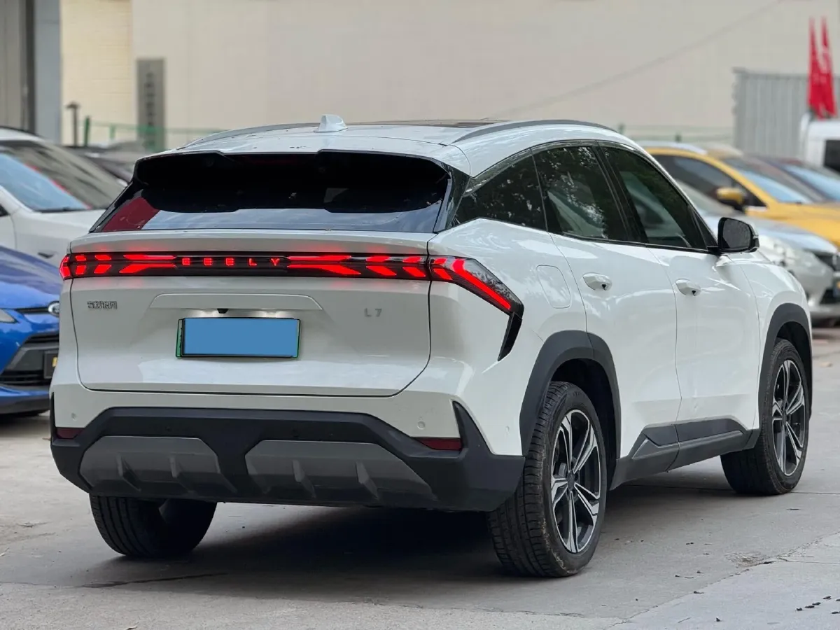 2023 Geely Galaxy L7 1.5T 163HP L4 3DHT PHEV 18.7KWH,autocango,china used car exporter,china ev exporter,chinese used car exporter,chinese used ev exporter