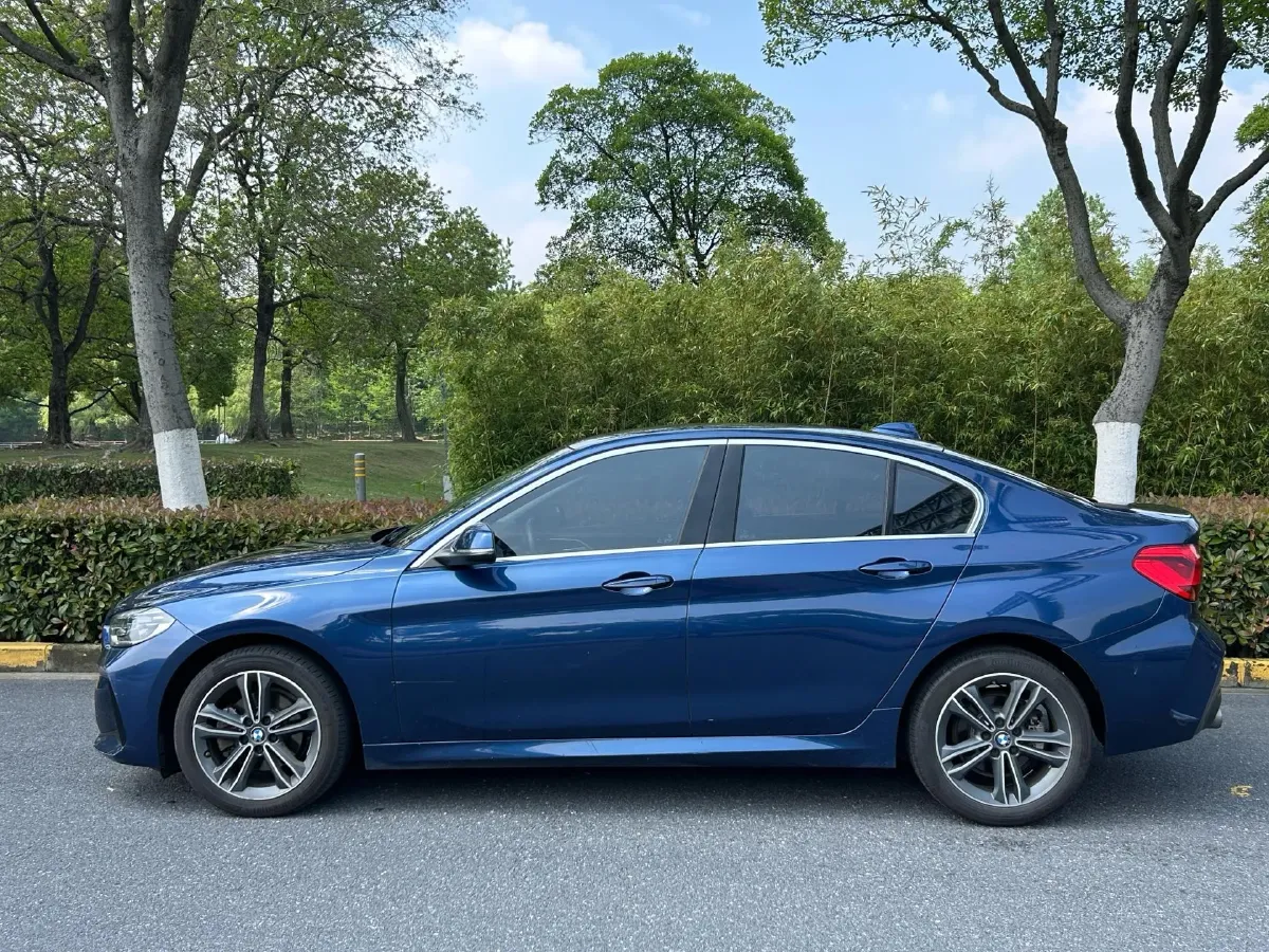 2021 BMW 1 Series 1.5T 140HP L3 7DCT,autocango,china used car exporter,china ev exporter,chinese used car exporter,chinese used ev exporter