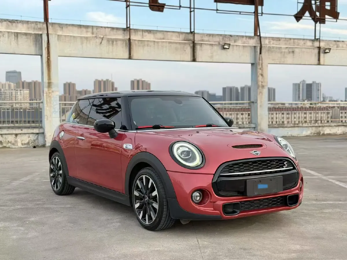 2020 MINI MINI 2.0T 192HP L4 7DCT,autocango,china used car exporter,china ev exporter,chinese used car exporter,chinese used ev exporter