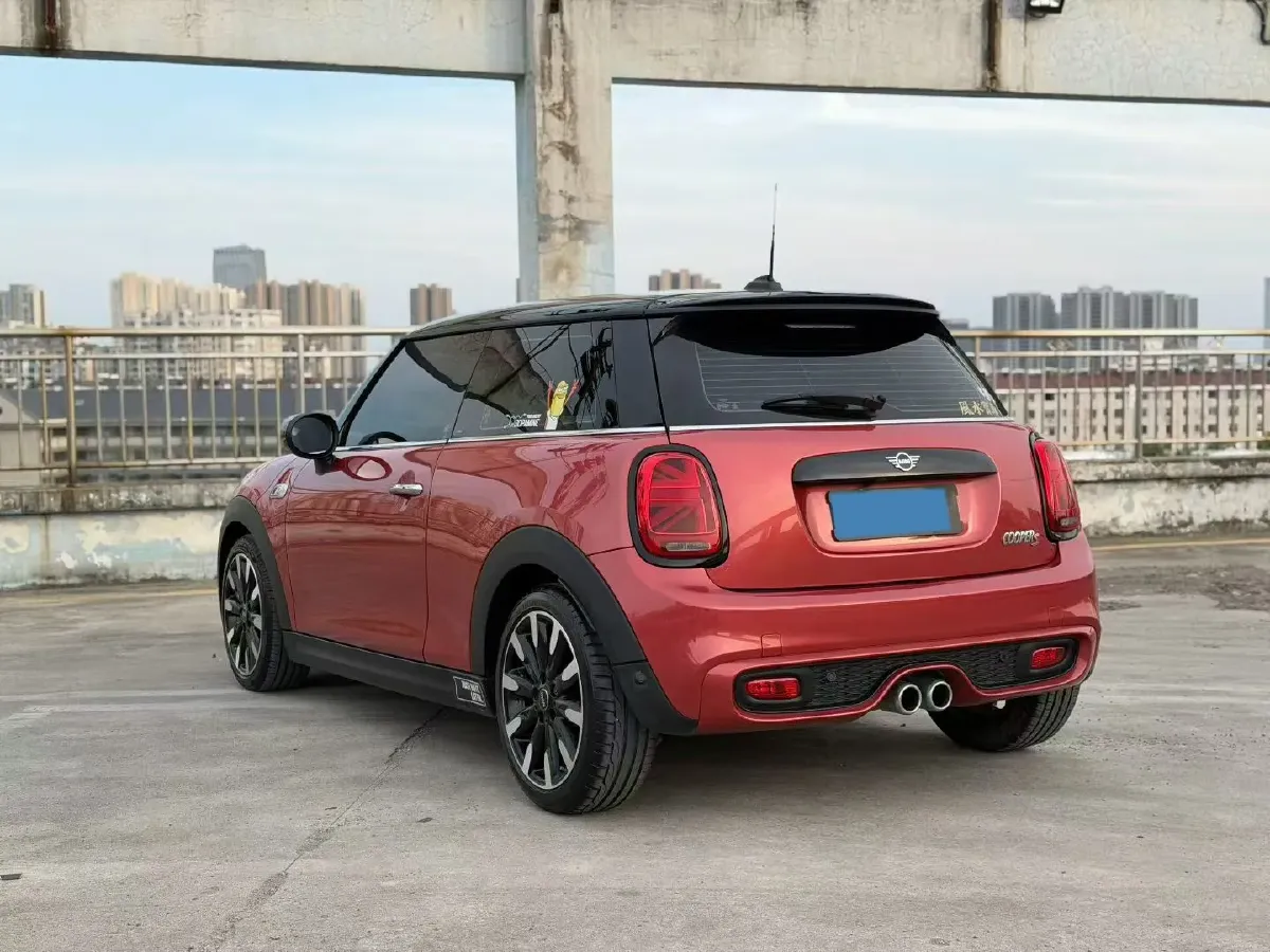 2020 MINI MINI 2.0T 192HP L4 7DCT,autocango,china used car exporter,china ev exporter,chinese used car exporter,chinese used ev exporter