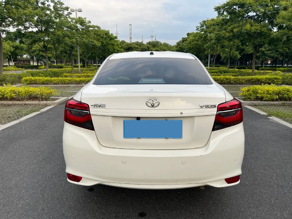 2021 Toyota Vios 1.5L 112HP L4 CVT,autocango,china used car exporter,china ev exporter,chinese used car exporter,chinese used ev exporter