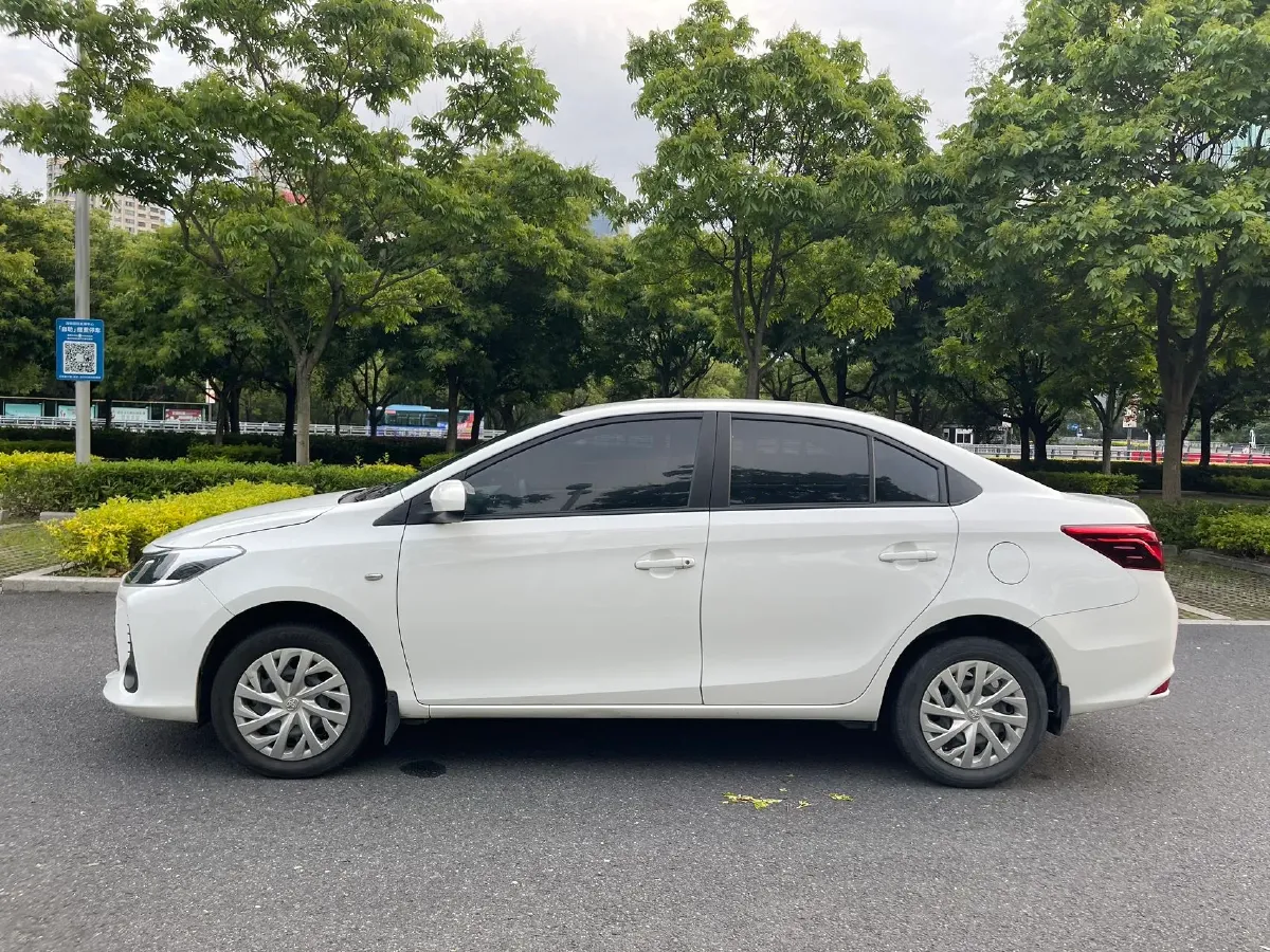 2021 Toyota Vios 1.5L 112HP L4 CVT,autocango,china used car exporter,china ev exporter,chinese used car exporter,chinese used ev exporter