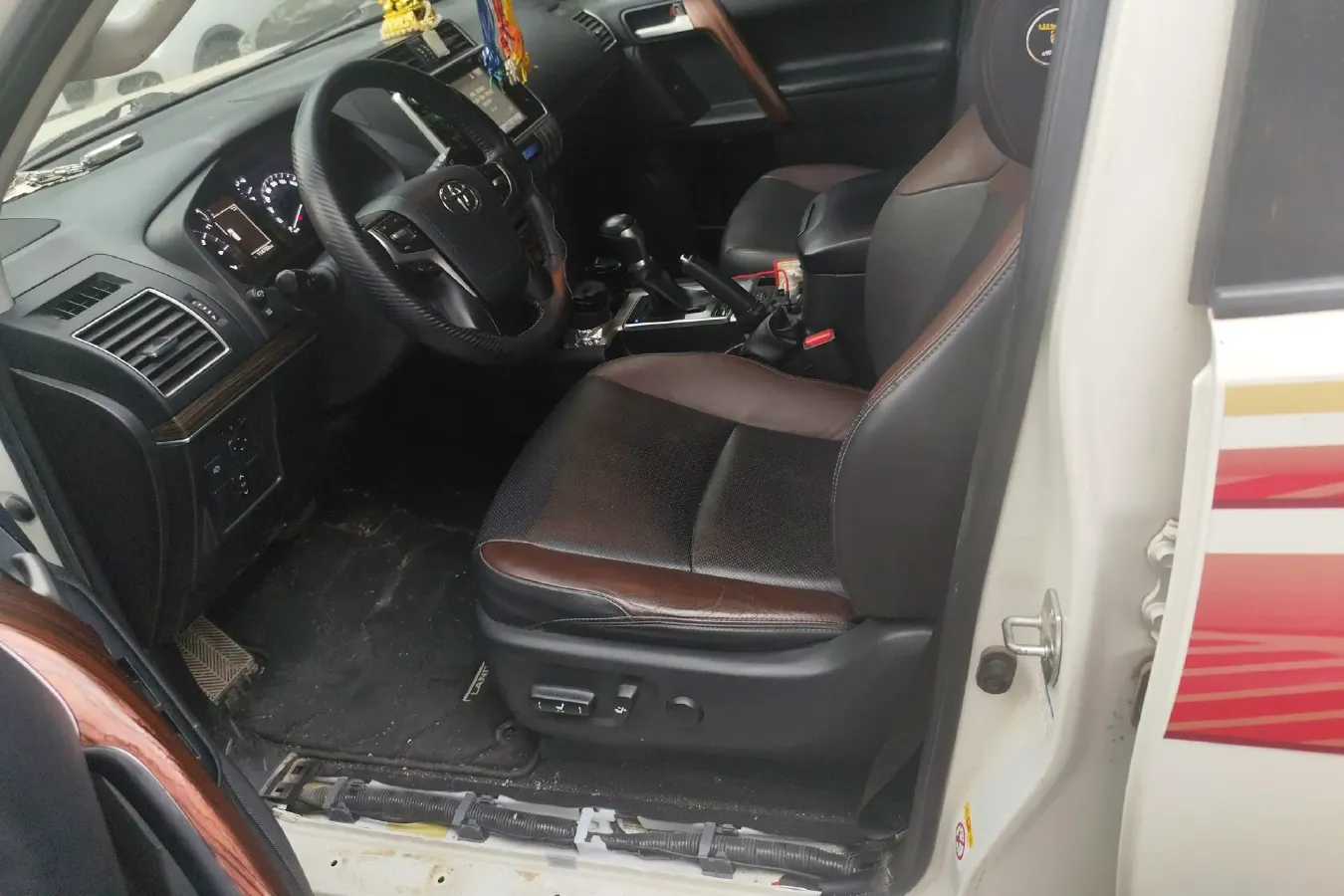 2019 Toyota Land Cruiser Prado 3.5L 280HP V6 6AT,autocango,china used car exporter,china ev exporter,chinese used car exporter,chinese used ev exporter