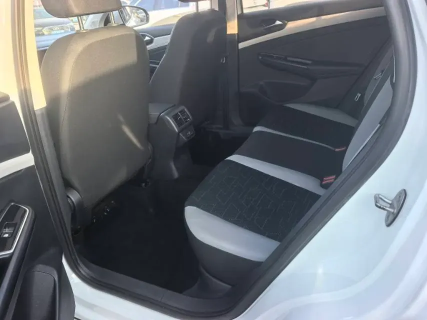 2023 Jetta VS7 1.4T 150HP L4 6AT,autocango,china used car exporter,china ev exporter,chinese used car exporter,chinese used ev exporter