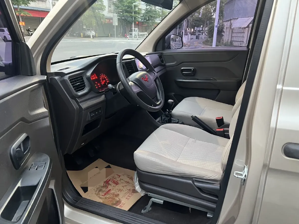 2022 JinBei Little Sea Lion X30 1.5L 102HP L4 5MT,autocango,china used car exporter,china ev exporter,chinese used car exporter,chinese used ev exporter