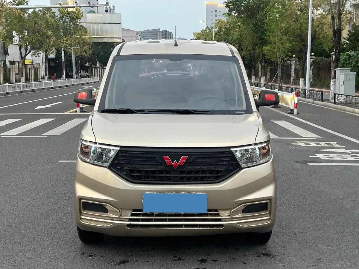 2022 JinBei Little Sea Lion X30 1.5L 102HP L4 5MT,autocango,china used car exporter,china ev exporter,chinese used car exporter,chinese used ev exporter