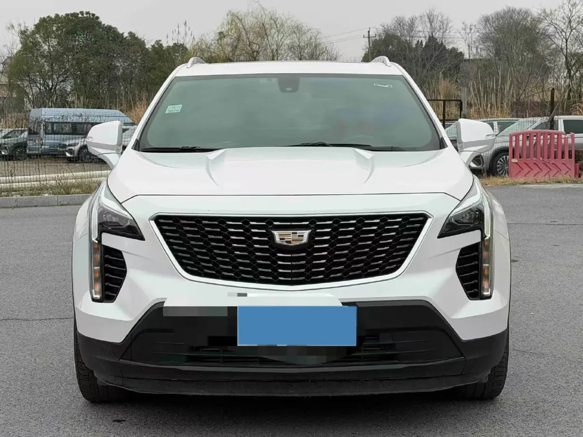 2020 Cadillac XT4 2.0T 241HP L4 9AT,autocango,china used car exporter,china ev exporter,chinese used car exporter,chinese used ev exporter