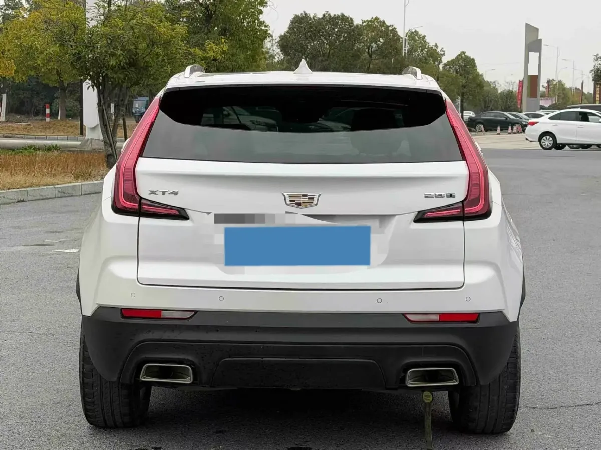 2020 Cadillac XT4 2.0T 241HP L4 9AT,autocango,china used car exporter,china ev exporter,chinese used car exporter,chinese used ev exporter