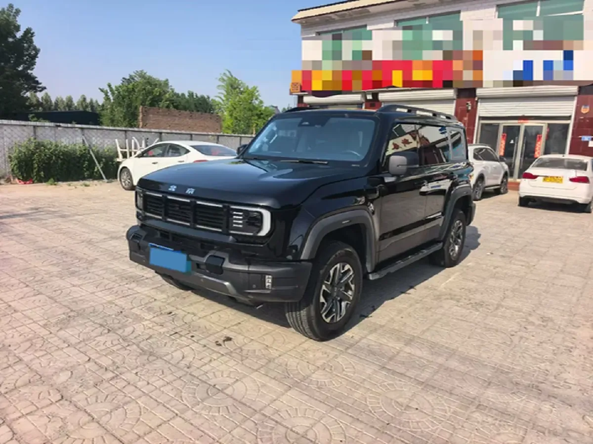 2024 Beijing BJ40 2.0T 245HP L4 8AT,autocango,china used car exporter,china ev exporter,chinese used car exporter,chinese used ev exporter