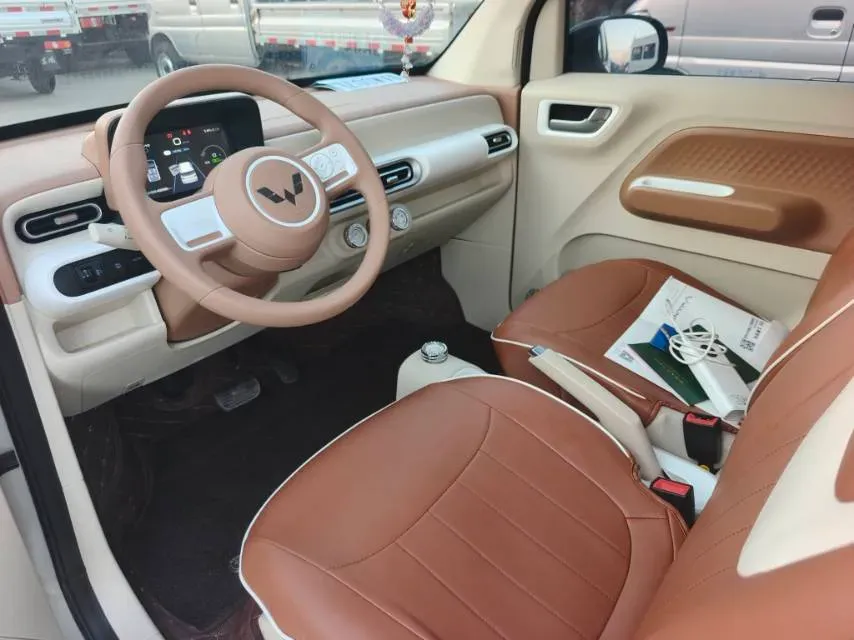 2024 WuLing HongGuang MINI EV BEV 17.3KWH,autocango,china used car exporter,china ev exporter,chinese used car exporter,chinese used ev exporter