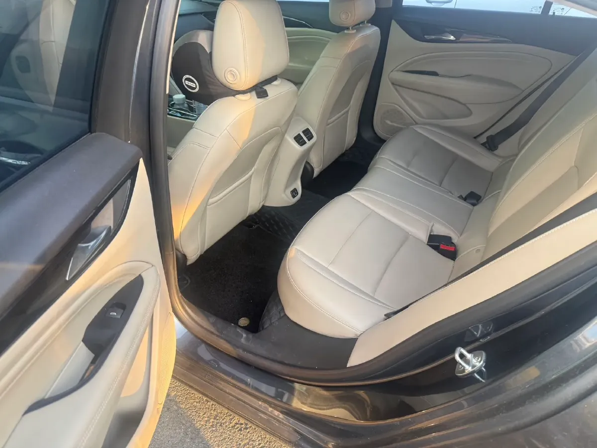 2020 Buick Regal 1.5T 169HP L4 9AT,autocango,china used car exporter,china ev exporter,chinese used car exporter,chinese used ev exporter