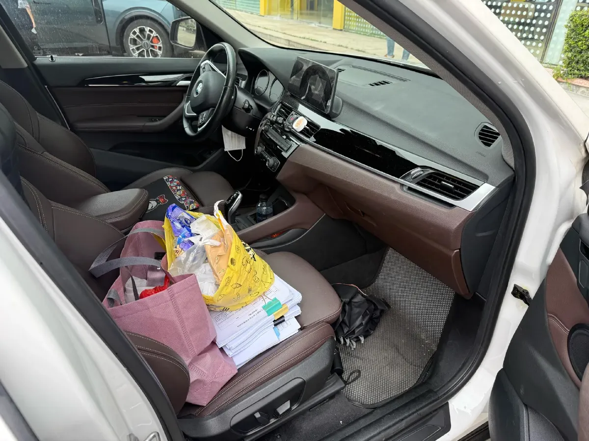 2020 BMW X1 2.0T 192HP L4 7DCT,autocango,china used car exporter,china ev exporter,chinese used car exporter,chinese used ev exporter